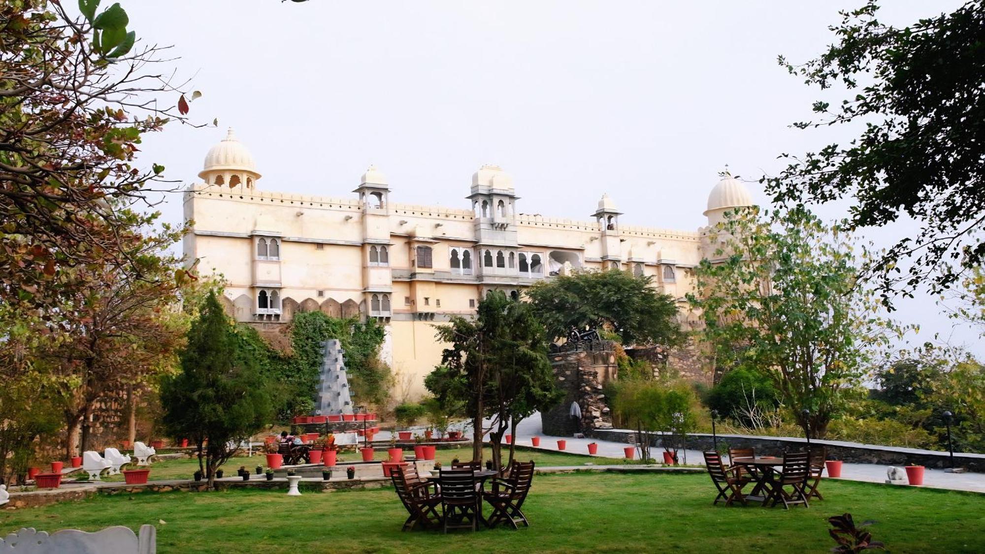 The Fern Bambora Fort, Bambora, Udaipur Kültér fotó